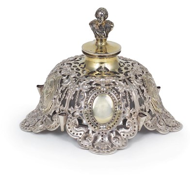 Lot 119 - A VICTORIAN PARCEL-GILT-SILVER INKWELL