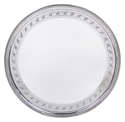 Lot 135 - A GEORGE III SILVER SALVER