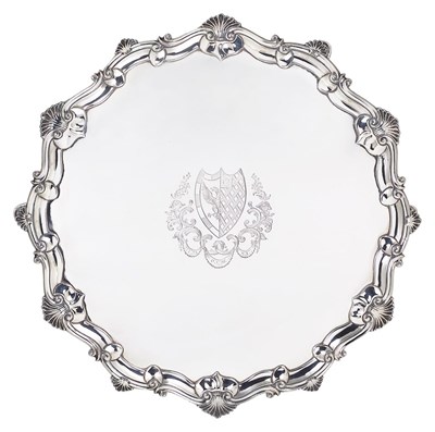 Lot 142 - A GEORGE III SILVER SALVER