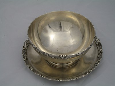 Lot 188 - AN AMERICAN SILVER BOWL AND STAND