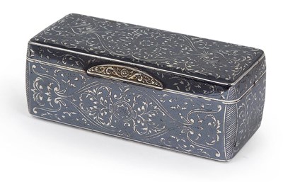 Lot 202 - A RUSSIAN SILVER NIELLO WORK SNUFF BOX