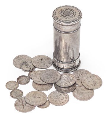 Lot 207 - A SILVER COUNTER BOX