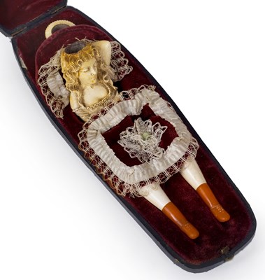 Lot 248 - A SET OF THREE NOVELTY MEERSCHAUM CHEROOT HOLDERS