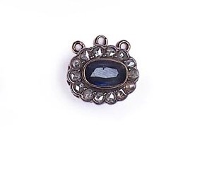 Lot 273 - A SAPPHIRE AND DIAMOND CLASP