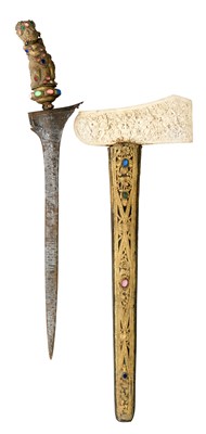 Lot 42 - A SOUTH EAST ASIAN SHORTSWORD (KRIS)