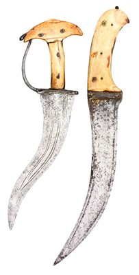 Lot 88 - AN INDIAN DAGGER (KHANJARLI) AND ANOTHER (PIHA KAETTA)
