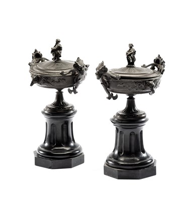 Lot 55 - PAIR OF FRENCH BRONZE TAZZE AND COVERS, PROBABLY PARIS, LATE 19TH CENTURY