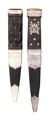 Lot 377 - A SCOTTISH SILVER-MOUNTED SKEAN DHU BY BROOK & SON