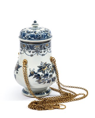 Lot 18 - (TO BE RTO) A CHINESE ISLAMIC MARKET CENSER AND COVER, QING DYNASTY, 17TH / 18TH CENTURY